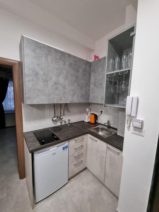 Blue Sky Apartment Skopje Ngoại thất bức ảnh